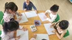 BÉ TẬP VẼ: CHÚ GÀ CON - NHỠ 2 (2024-2025) BÉ TẬP VẼ: CHÚ GÀ CON - NHỠ 2 (2024-2025)